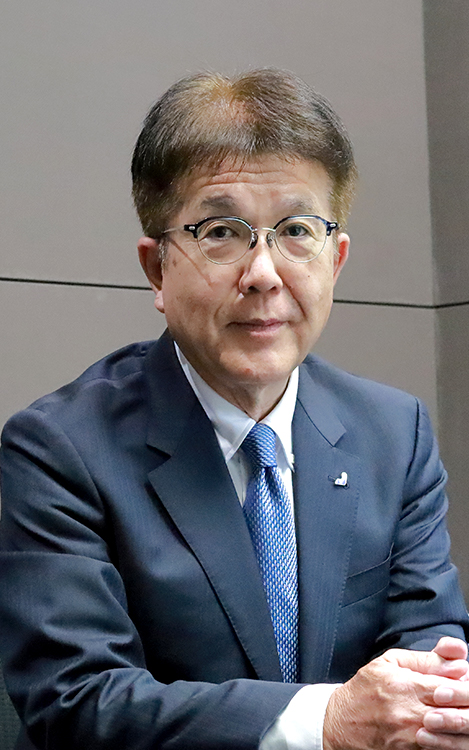 代表取締役　託見 英昭